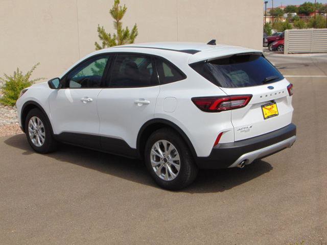 Certified 2025 Ford Escape Active image 3