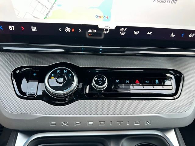 Certified 2025 Ford Expedition Active AWD/4WD image 84
