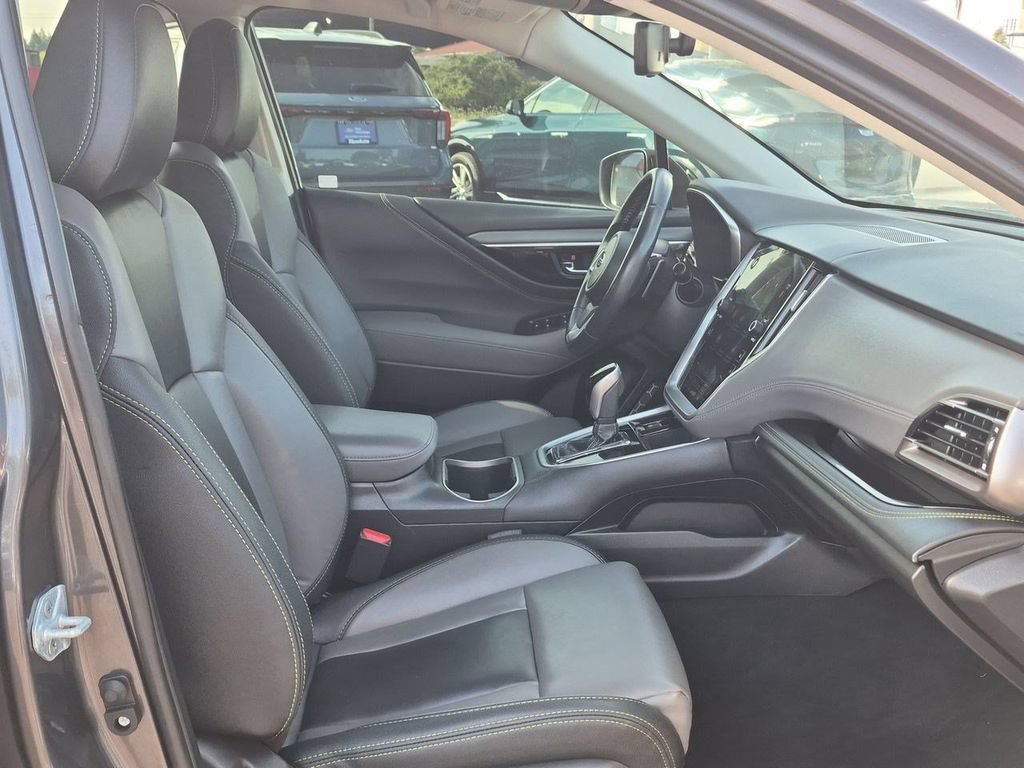 Used 2023 Subaru Outback Onyx Edition AWD/4WD image 28