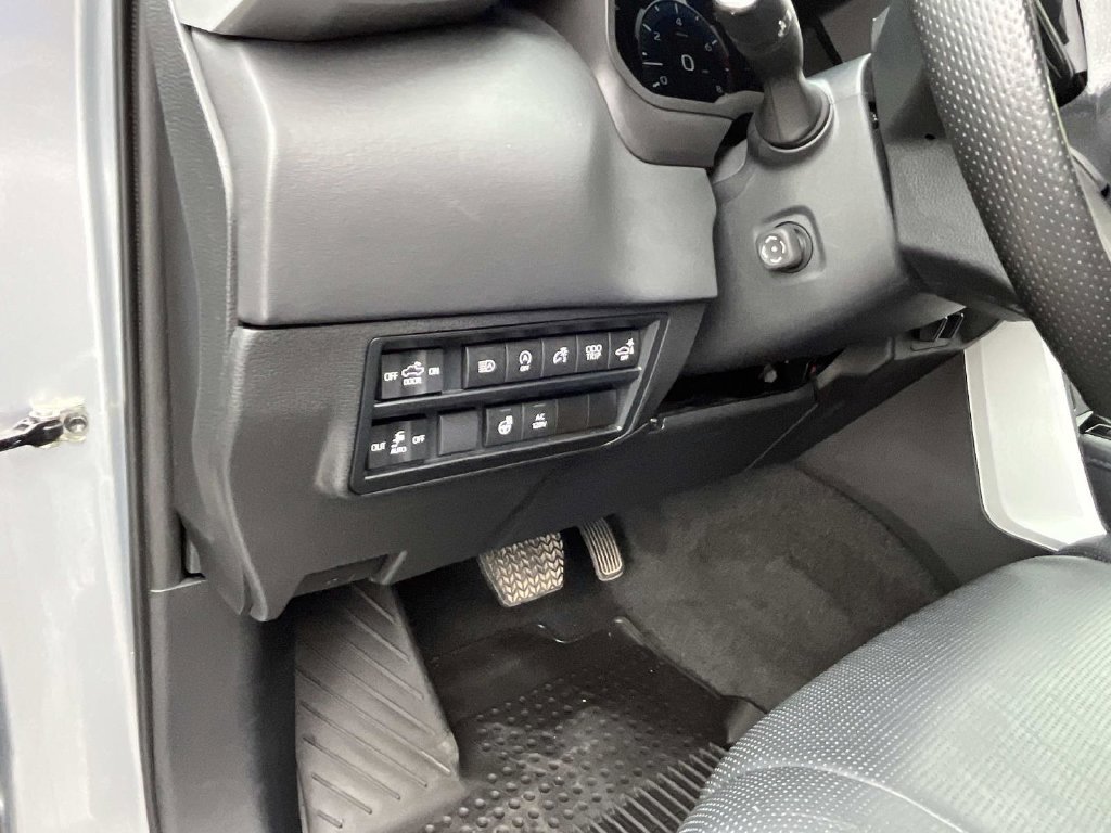 Used 2023 Toyota Tundra Platinum w/ Advanced Package AWD/4WD image 35