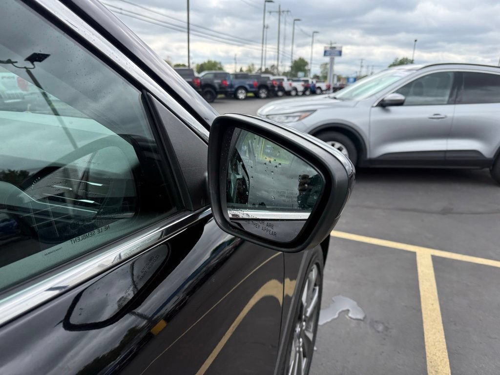 Certified 2024 Ford Escape Platinum AWD/4WD image 13