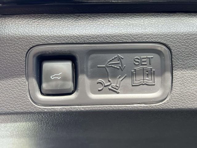 Certified 2022 Ford Expedition Max Limited AWD/4WD image 13