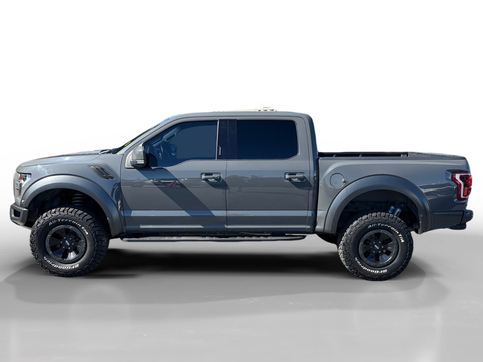 Certified 2018 Ford F150 Raptor w/ Equipment Group 802A Luxury AWD/4WD image 2