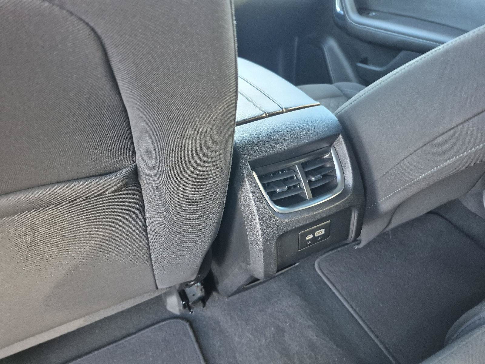 Used 2022 Chevrolet Blazer LT FWD image 12