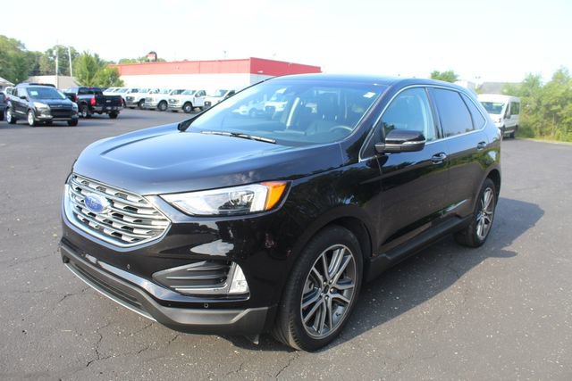 Certified 2024 Ford Edge Titanium AWD/4WD image 8