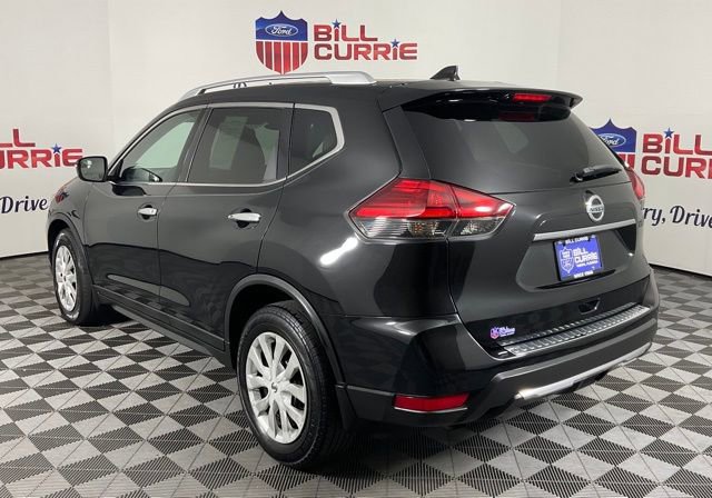 Used 2017 Nissan Rogue S w/ Appearance Package image 3