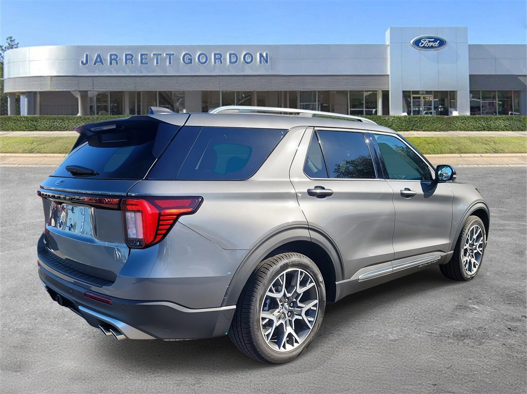 Certified 2025 Ford Explorer Platinum w/ Ultimate Package image 3