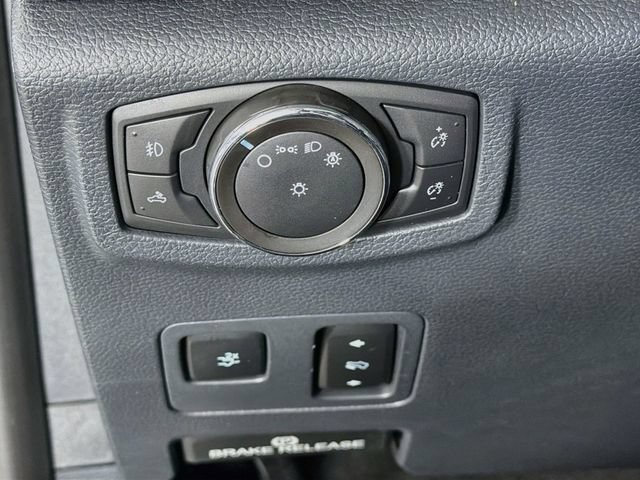 Certified 2022 Ford F350 Lariat w/ Tremor Off-Road Package AWD/4WD image 12