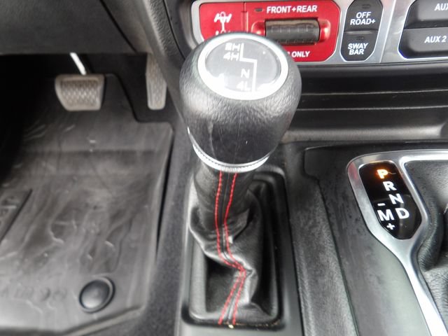 Used 2023 Jeep Wrangler Unlimited Rubicon w/ LED Lighting Group AWD/4WD image 27