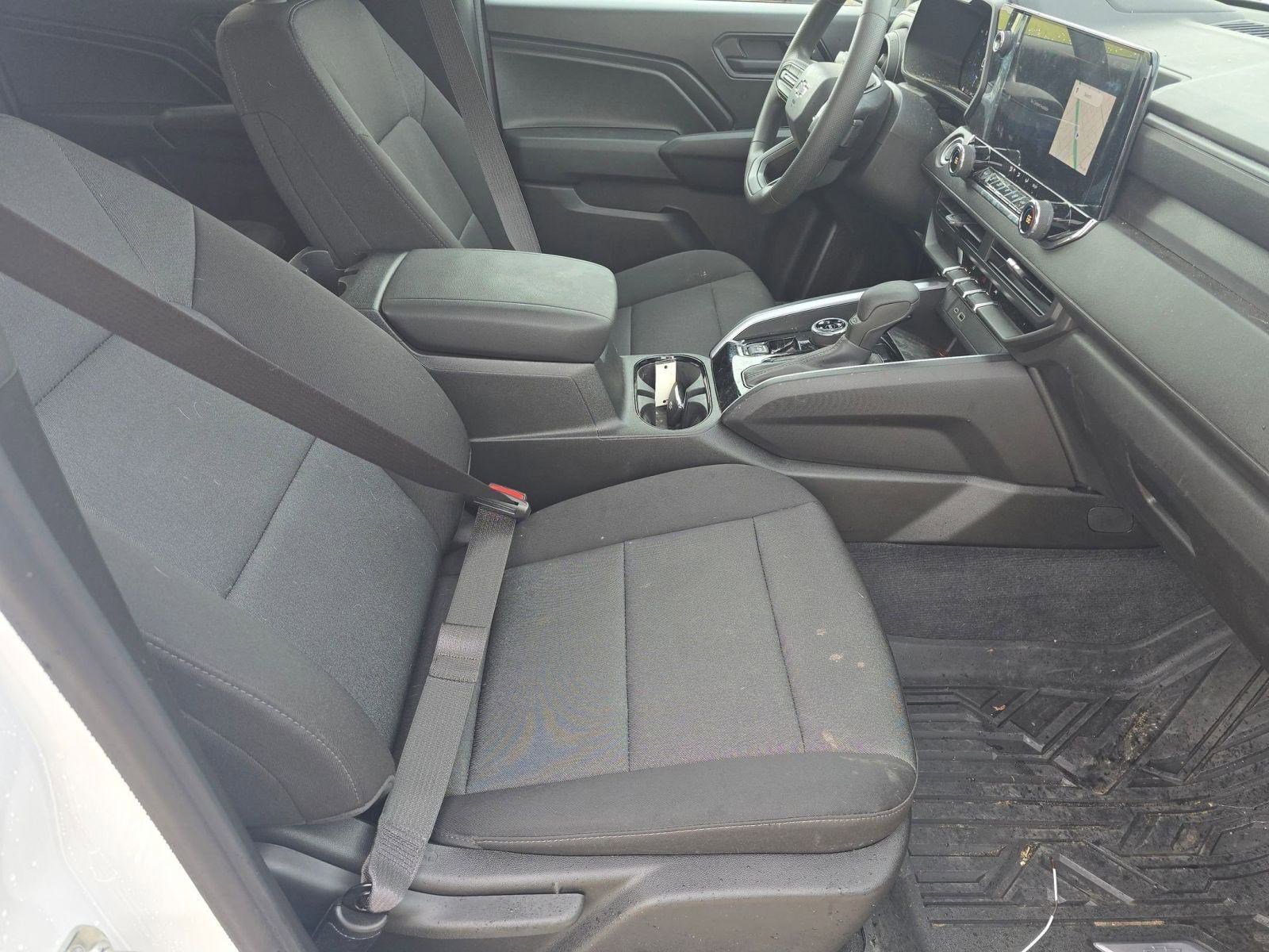 Used 2025 Chevrolet Colorado Trail Boss image 29