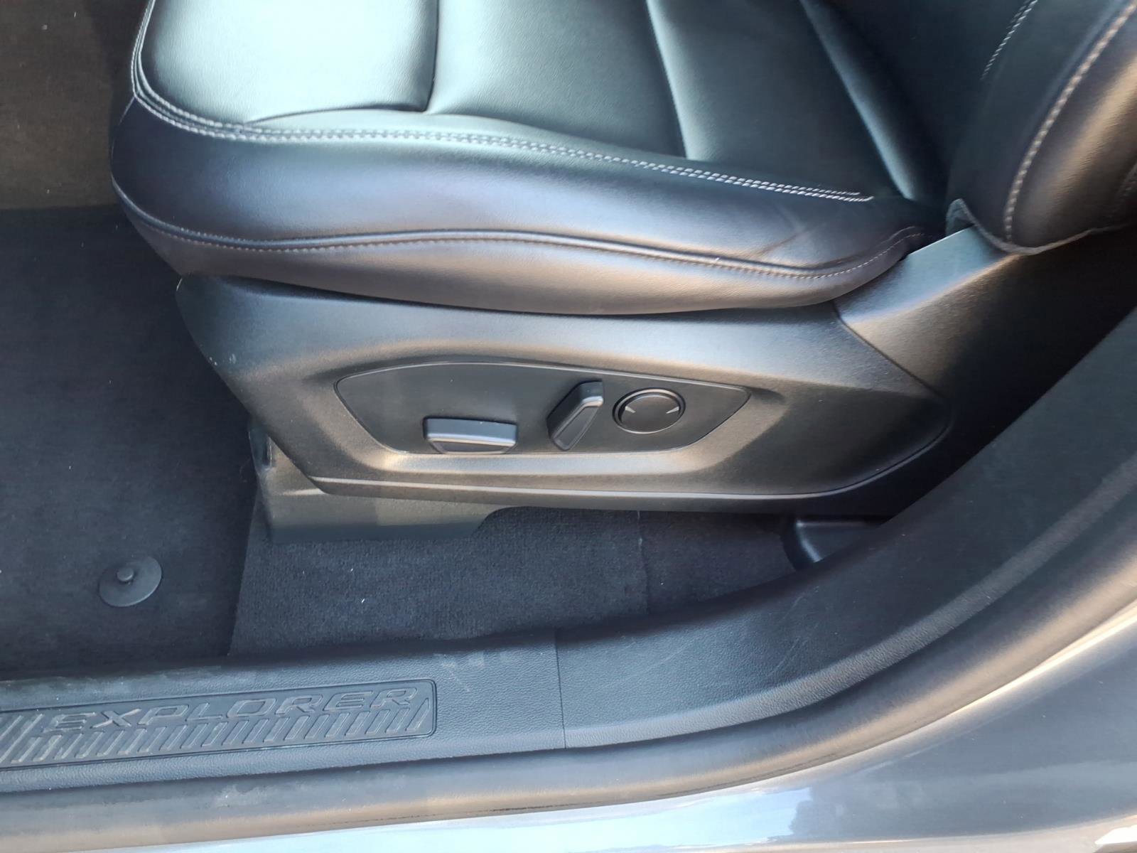 Certified 2024 Ford Explorer XLT w/ Equipment Group 202A image 12