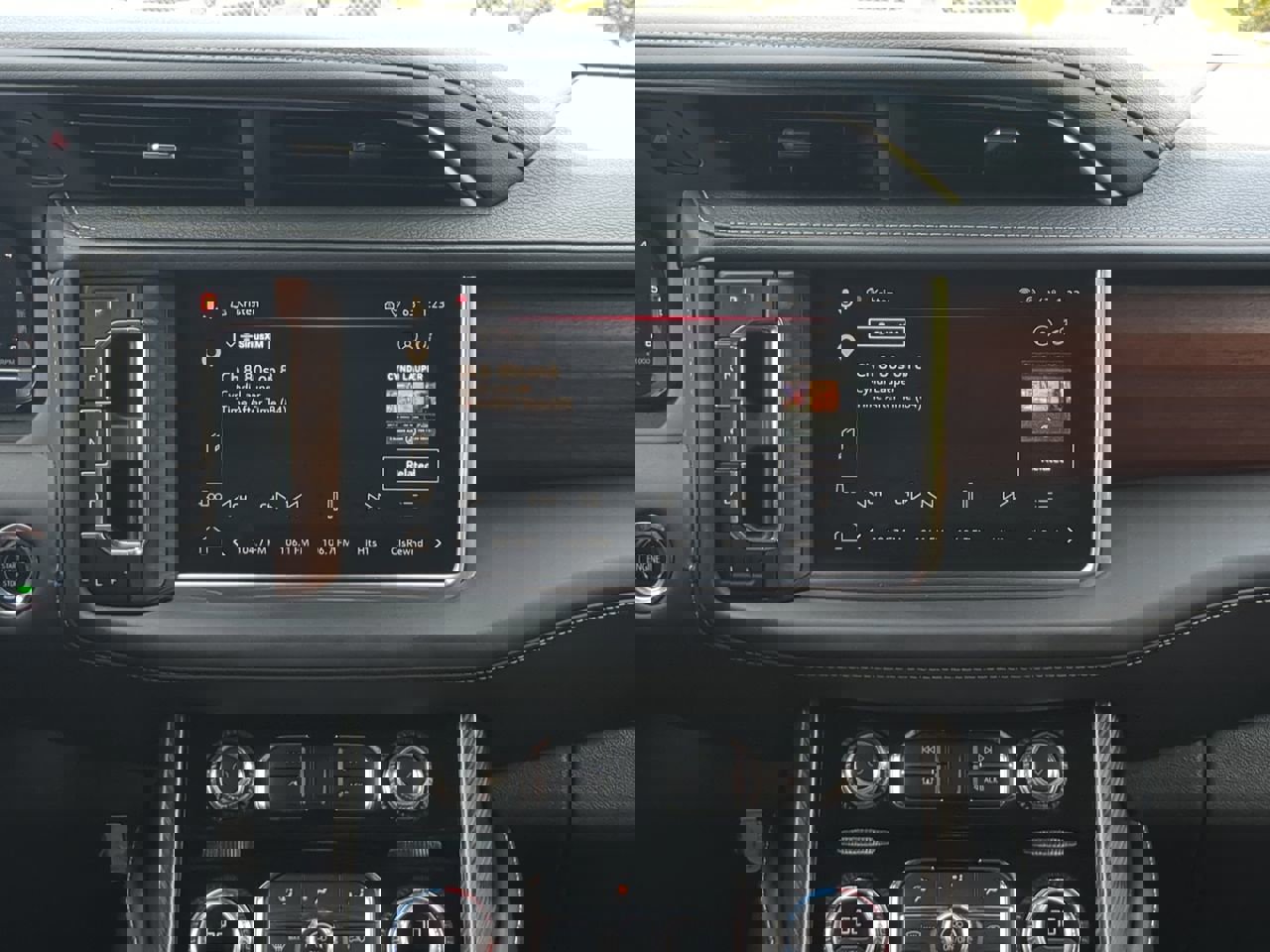 Used 2023 GMC Yukon XL Denali Ultimate image 16