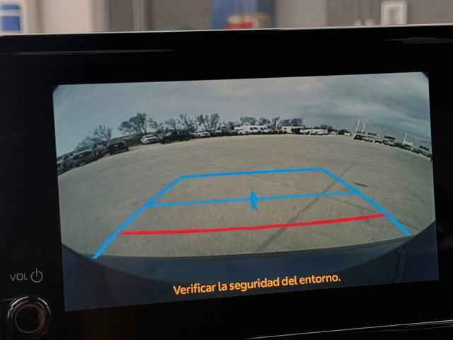 Used 2026 Toyota Corolla SE image 15