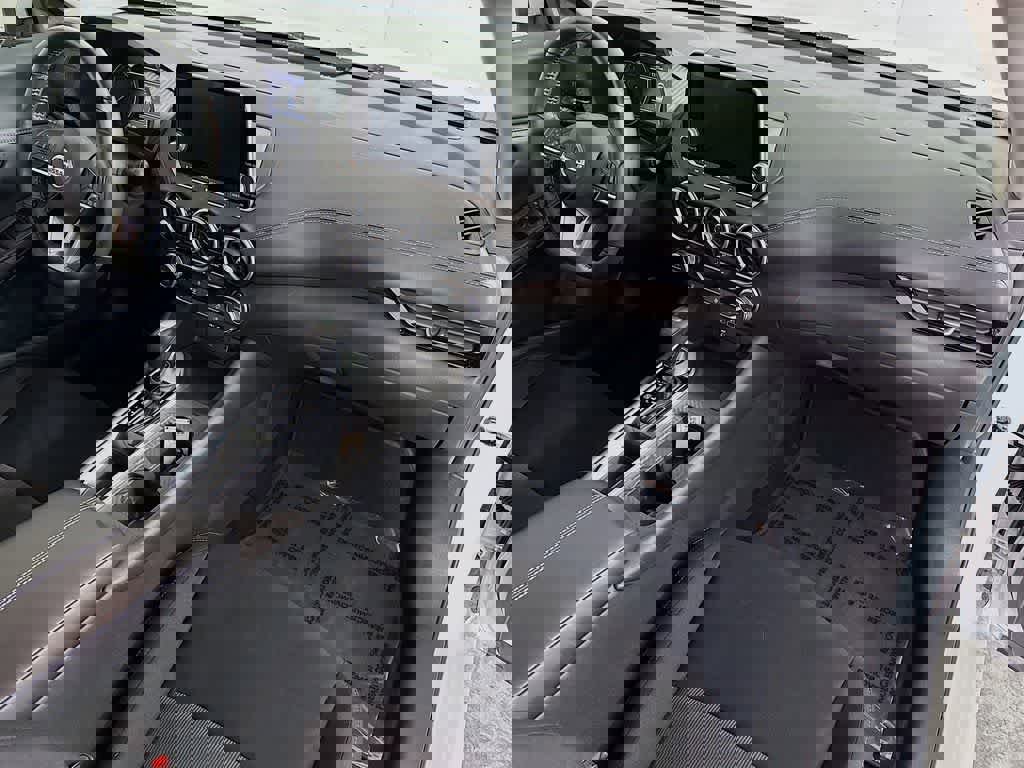 Used 2023 Nissan Sentra SV w/ All-Weather Package image 31