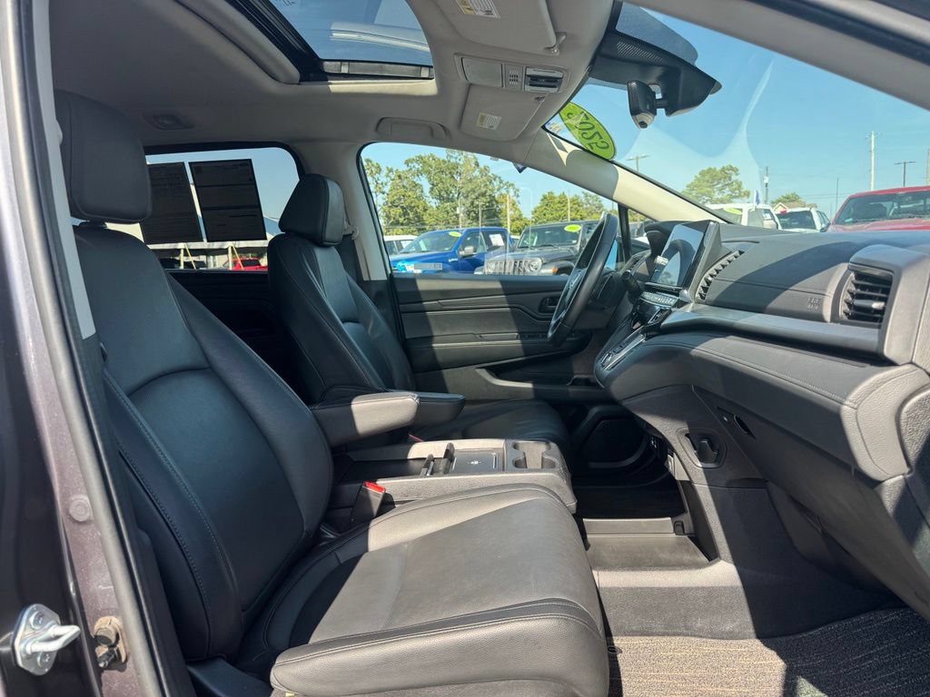 Used 2025 Honda Odyssey EX-L image 17