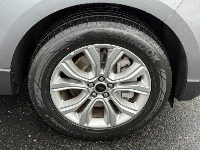 Certified 2024 Ford Edge Titanium AWD/4WD image 10