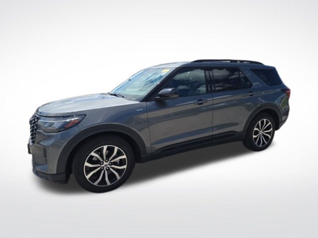 Certified 2026 Ford Explorer ST-Line w/ Premium Package RWD image 6