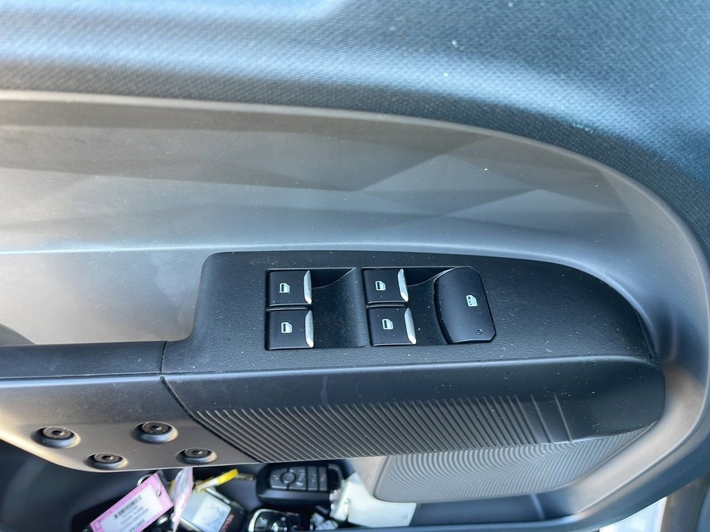 Certified 2022 Ford Maverick XL image 10