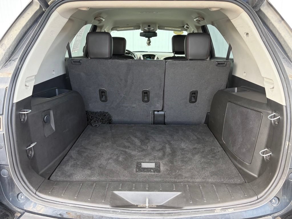 Used 2017 Chevrolet Equinox Premier w/ Enhanced Convenience Package AWD/4WD image 19