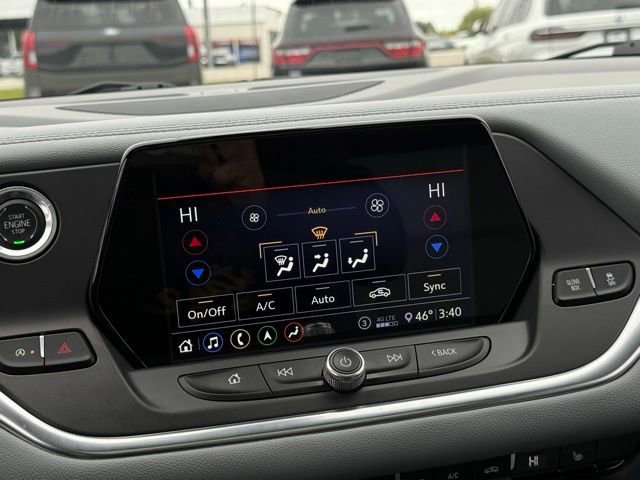 Used 2020 Chevrolet Blazer LT w/ Sound & Technology Package FWD image 28
