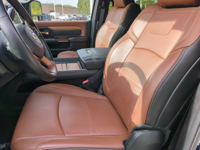 Used 2024 RAM 3500 Limited AWD/4WD image 15