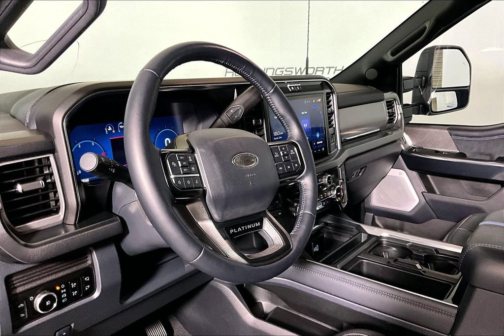 Certified 2025 Ford F250 Platinum AWD/4WD image 10