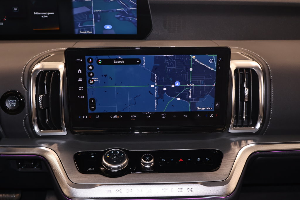 Certified 2027 Ford Expedition Platinum AWD/4WD image 34