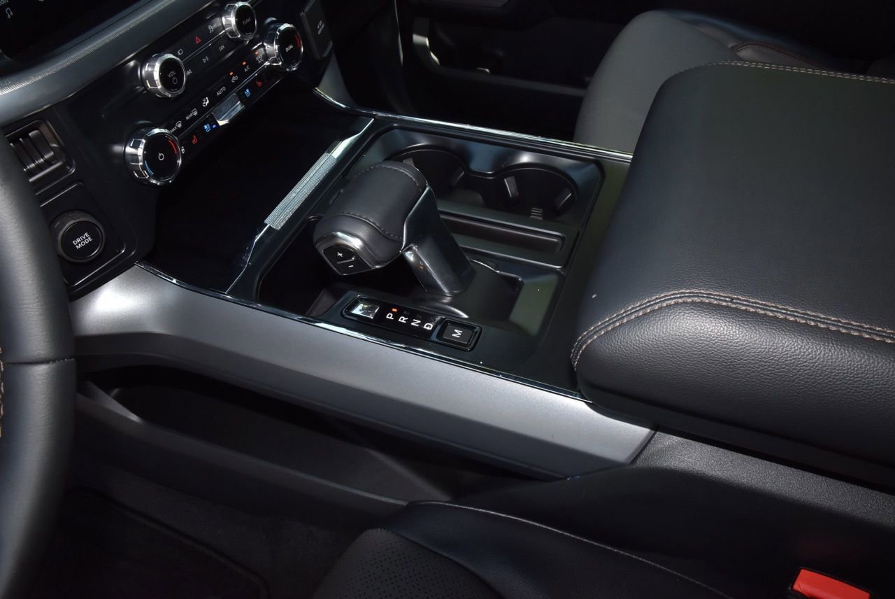 Certified 2026 Ford F150 Lariat w/ Equipment Group 501A Mid image 32