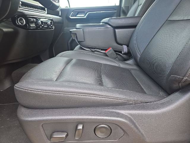 Used 2026 GMC Sierra 1500 SLT AWD/4WD image 7
