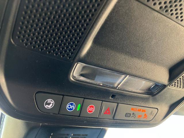Used 2026 Chevrolet Equinox LT w/ Safety and Technology Package FWD image 33