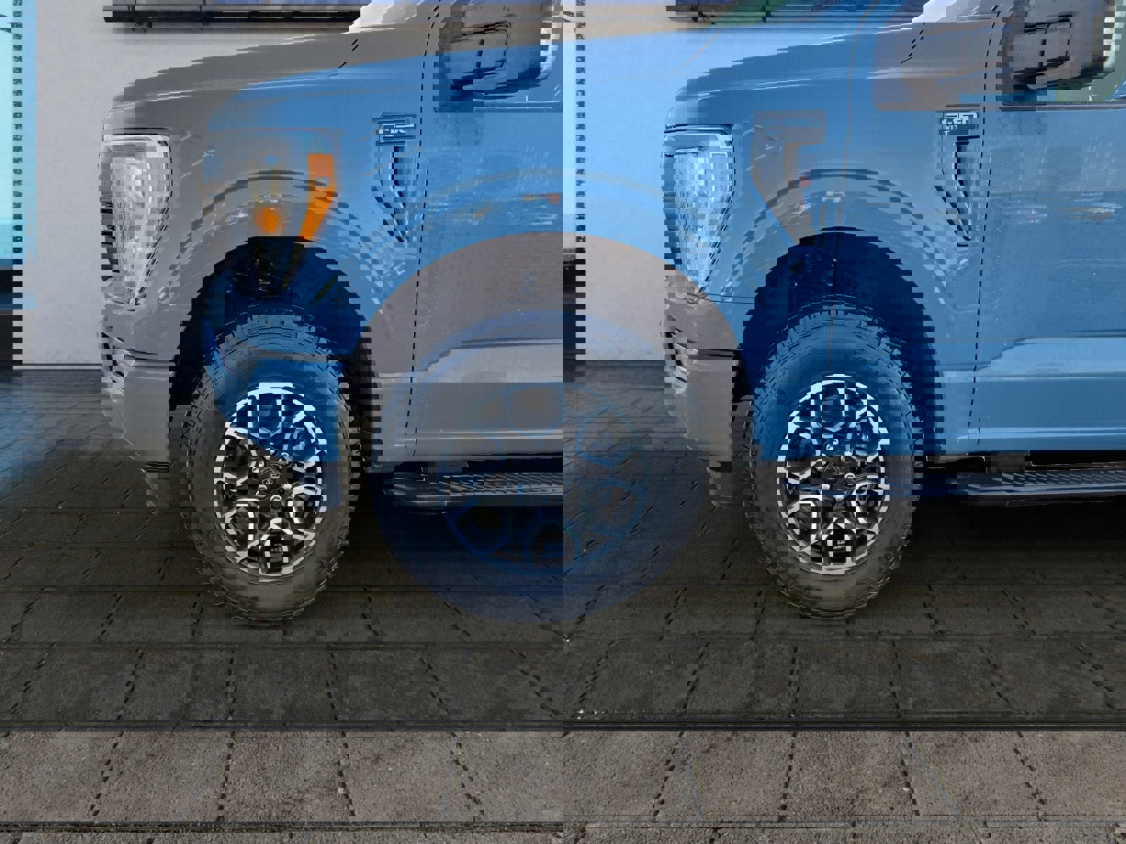 Certified 2023 Ford F150 XLT w/ Equipment Group 302A High image 25