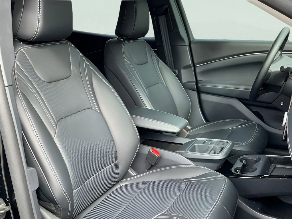 Certified 2025 Ford Mustang Mach-E Premium image 18