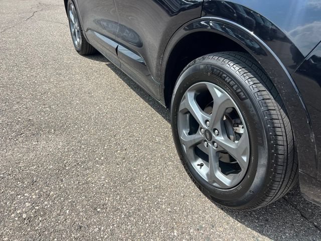 Certified 2024 Ford Escape ST-Line w/ Tech Pack #1 AWD/4WD image 24