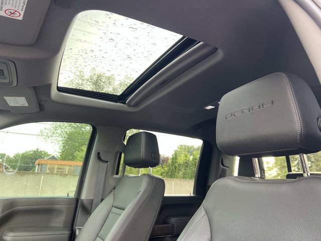 Used 2022 GMC Sierra 2500 Denali w/ Denali Ultimate Package AWD/4WD image 21