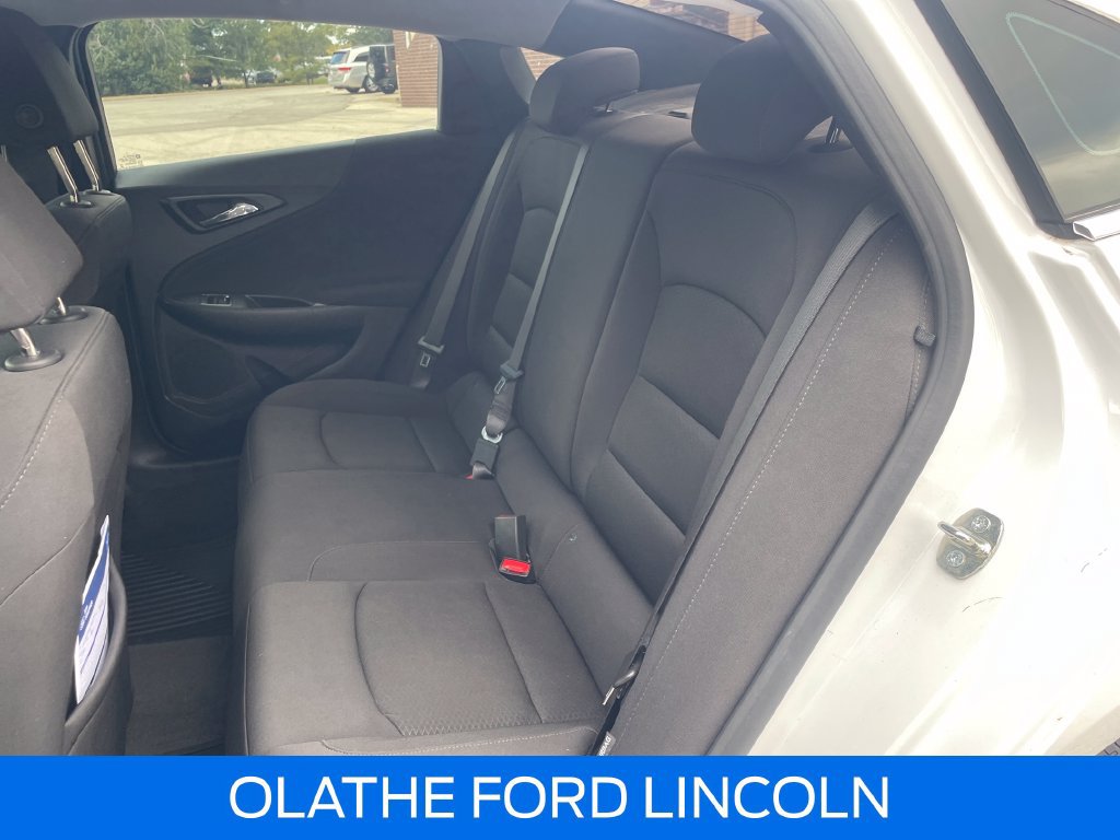 Used 2020 Chevrolet Malibu LS FWD image 17