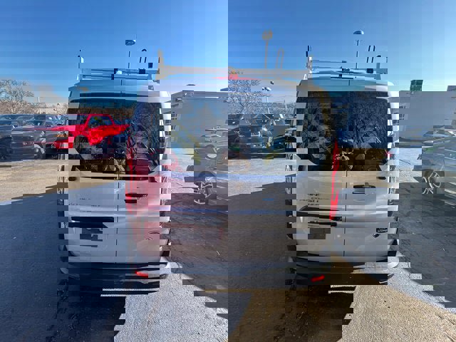 Certified 2022 Ford Transit Connect XL image 4