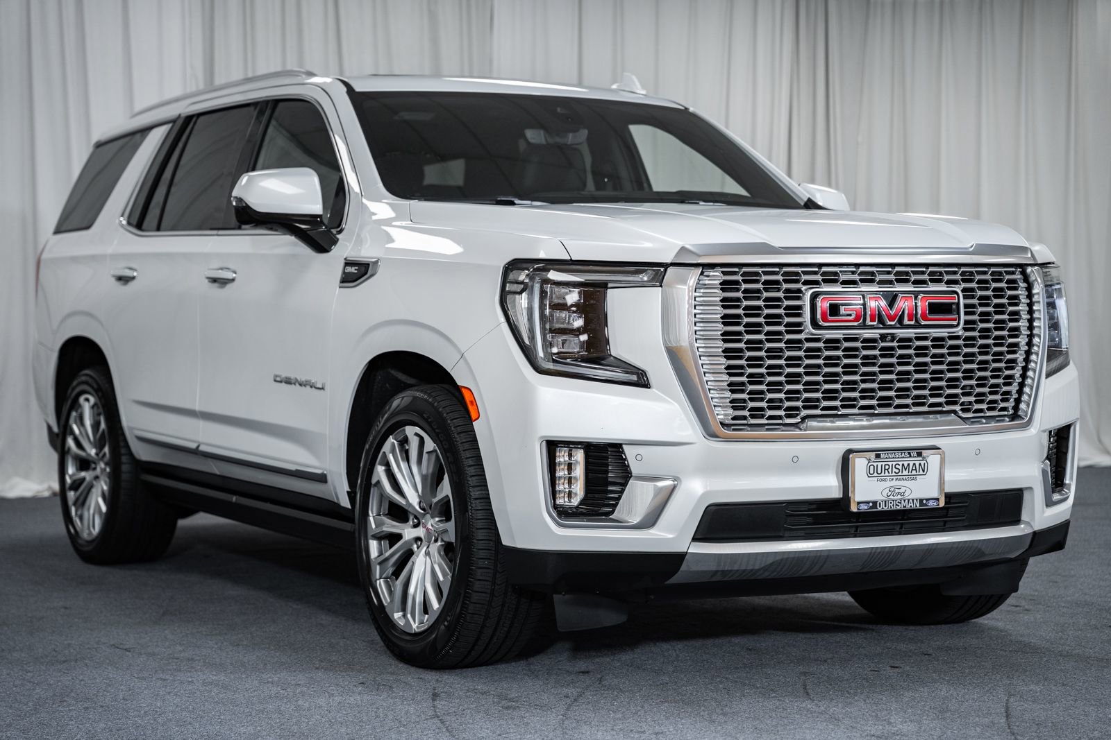 Used 2022 GMC Yukon Denali w/ Denali Premium Package