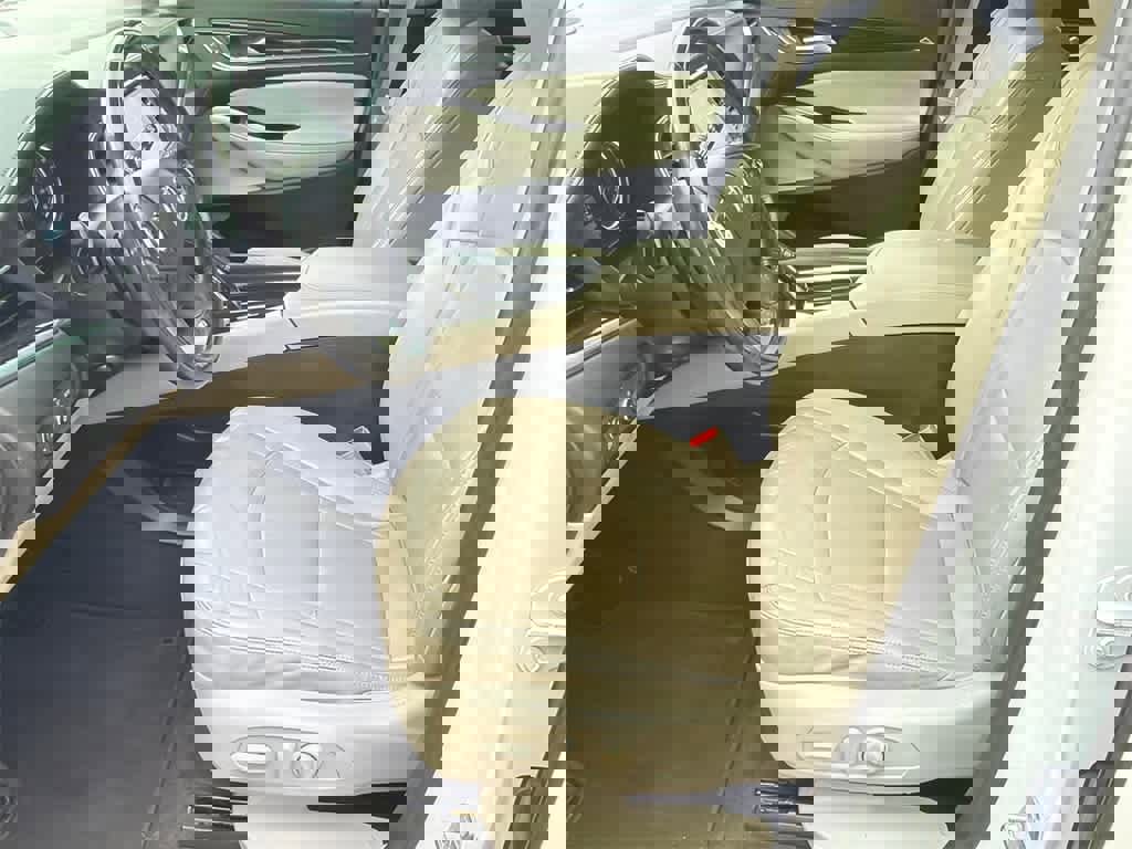 Used 2018 Buick Enclave Premium image 10