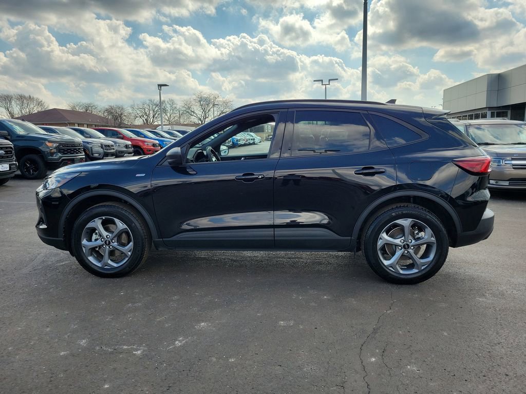 Certified 2025 Ford Escape ST-Line image 7