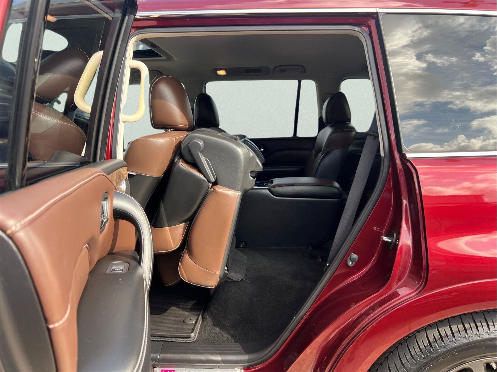 Used 2022 INFINITI QX80 Premium Select w/ Cargo Package RWD image 31
