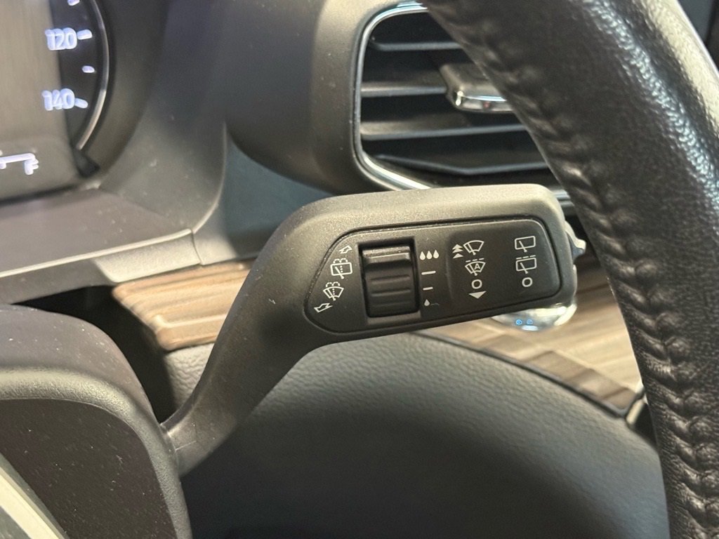 Certified 2023 Ford Explorer Limited image 23