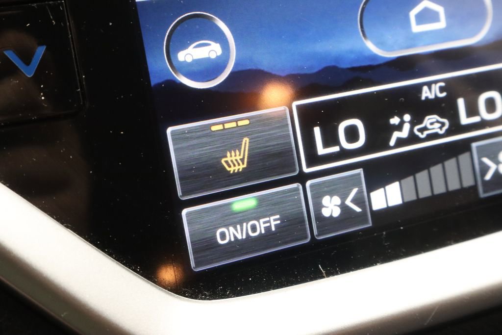 Used 2023 Subaru Ascent Limited AWD/4WD image 12