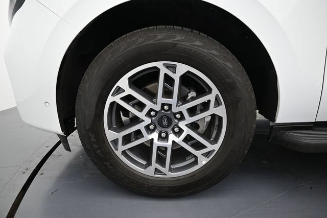 Certified 2025 Ford Expedition Max Active AWD/4WD image 9