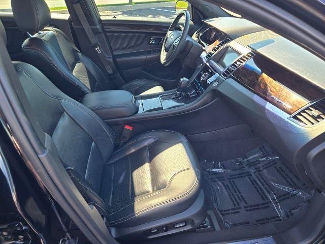 Certified 2019 Ford Taurus Limited AWD/4WD image 7