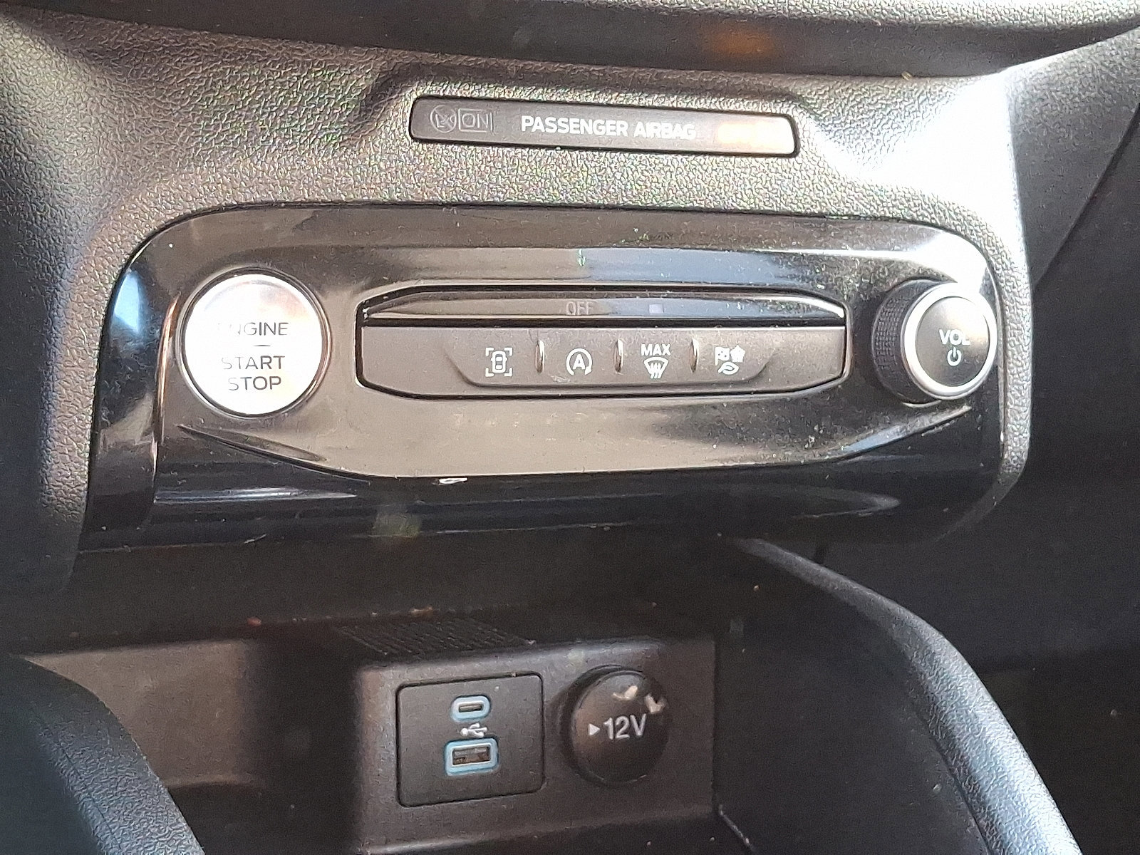 Certified 2023 Ford Escape Active w/ Tech Pack #1 image 15