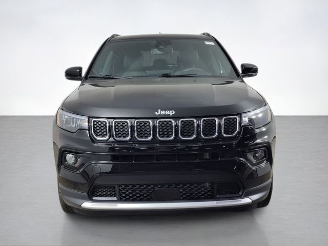 Used 2024 Jeep Compass Limited AWD/4WD image 8