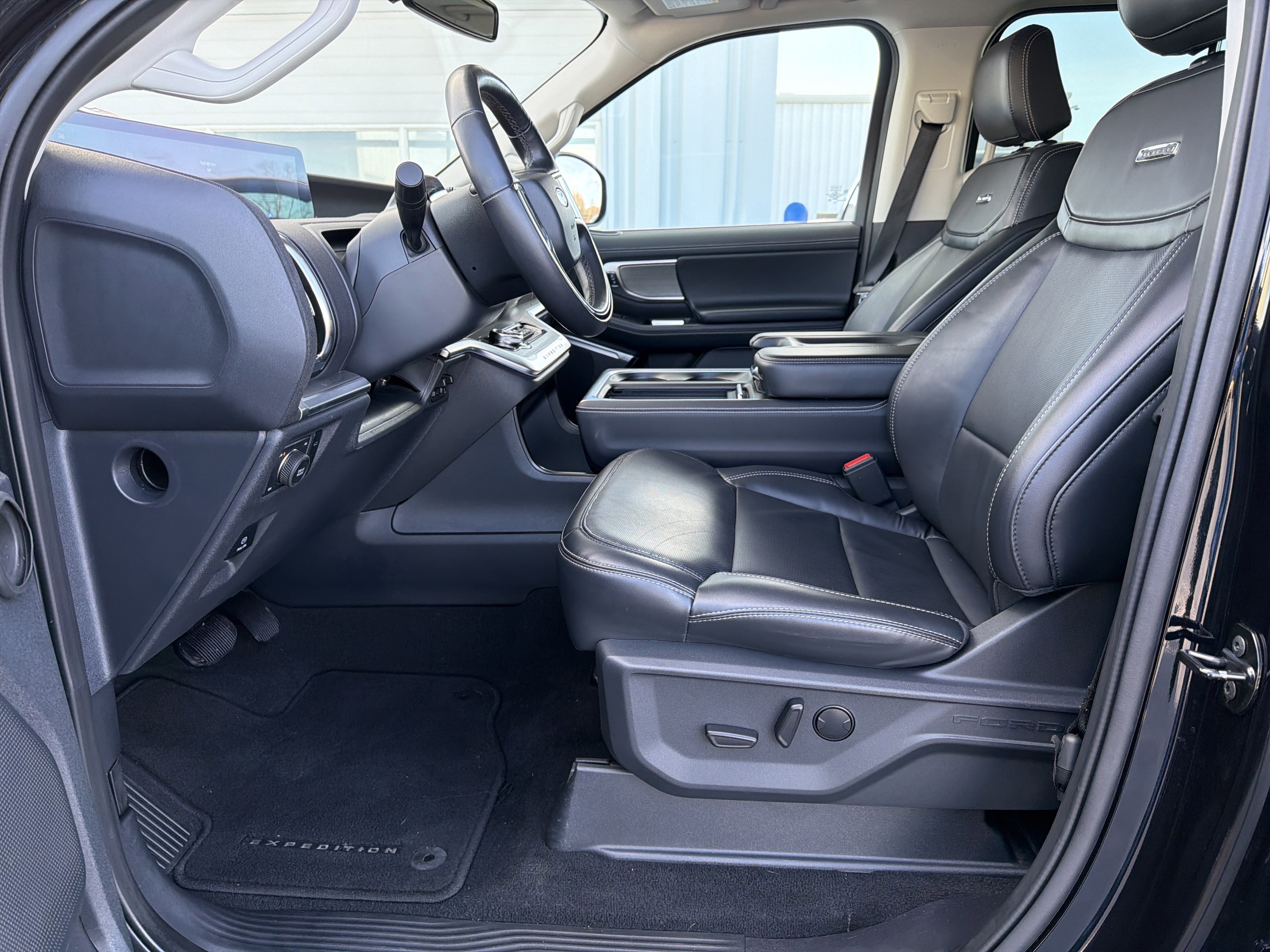 Certified 2025 Ford Expedition Max Platinum AWD/4WD image 56
