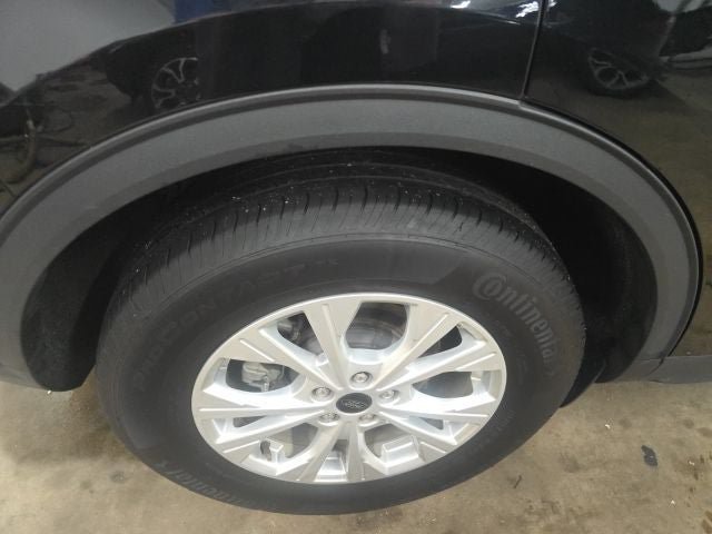 Certified 2025 Ford Escape Active AWD/4WD image 8