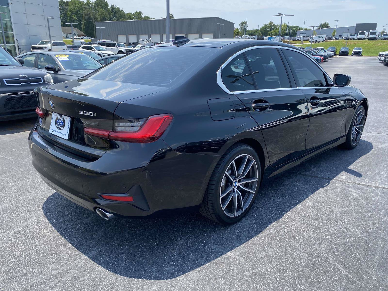 Used 2019 BMW 330i Sedan RWD image 7