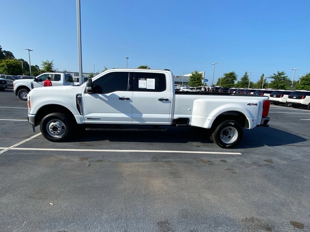 Certified 2024 Ford F350 XLT AWD/4WD image 4